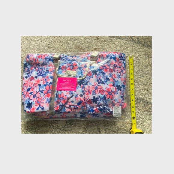 NWT Insulated Beach Tote - Party Like a Lobstar - Picture 3 of 4